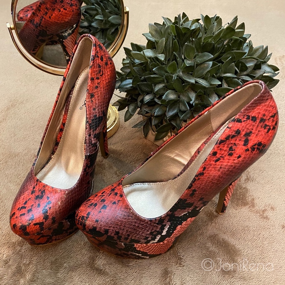 Red Python Snakeskin Platform Pumps | Size 7 - image 3
